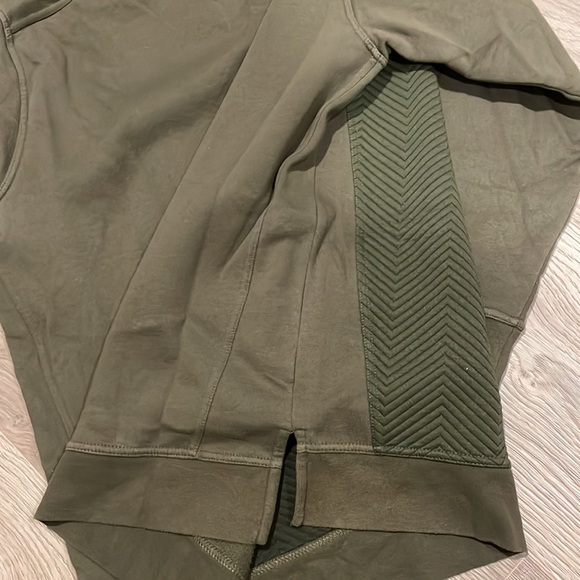 Guess Hoodie - Picture 5 of 9